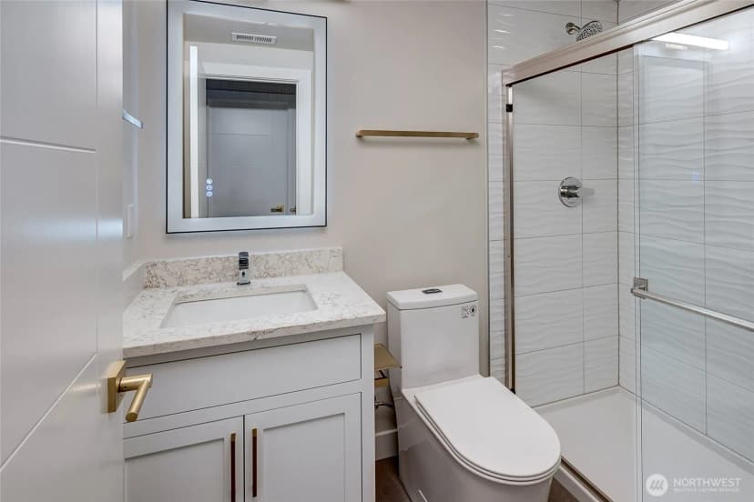 Property photo for 6726 187th Street Ne #104, Kenmore photo 25