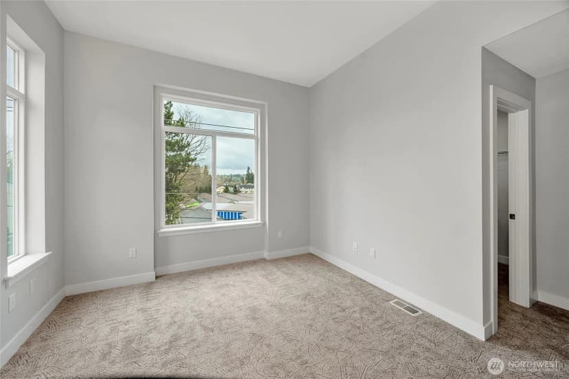 Property photo for 6726 187th Street Ne #104, Kenmore photo 18