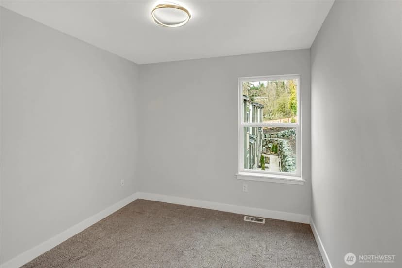 Property photo for 6726 187th Street Ne #104, Kenmore photo 22