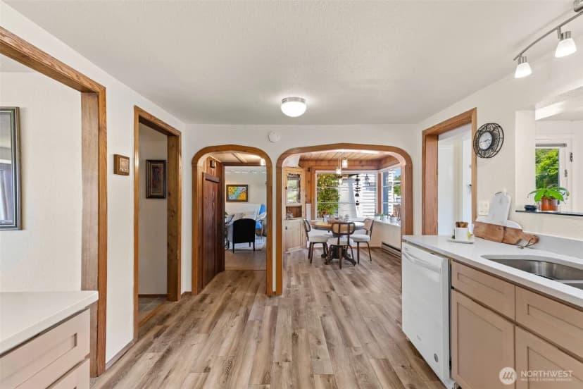 Property photo for 2423 Day Island Boulevard W, University Place photo 19