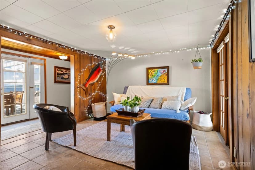 Property photo for 2423 Day Island Boulevard W, University Place photo 21
