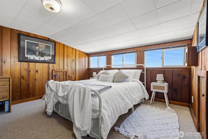 Property photo for 2423 Day Island Boulevard W, University Place photo 30