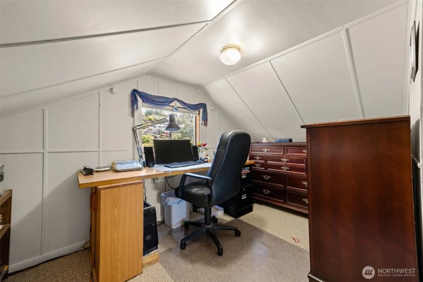 Property photo for 2423 Day Island Boulevard W, University Place photo 35