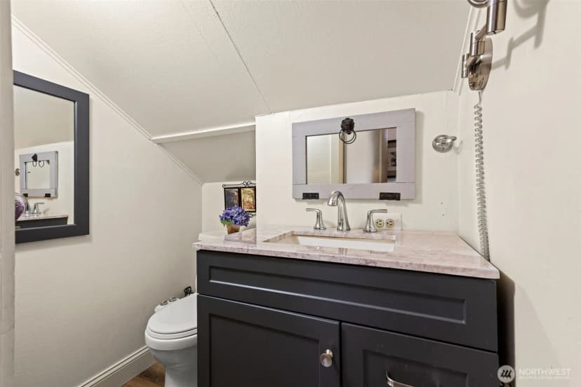 Property photo for 2423 Day Island Boulevard W, University Place photo 34