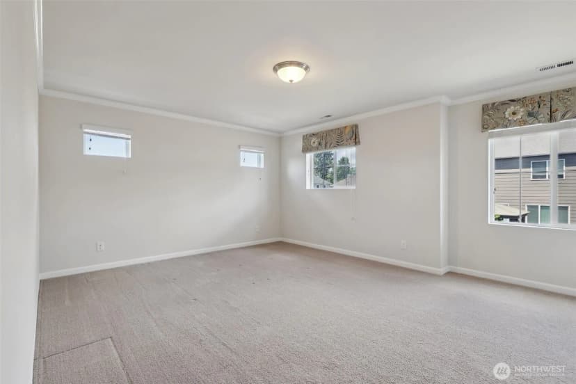 Property photo for 25214 113th Avenue Se, Kent photo 14