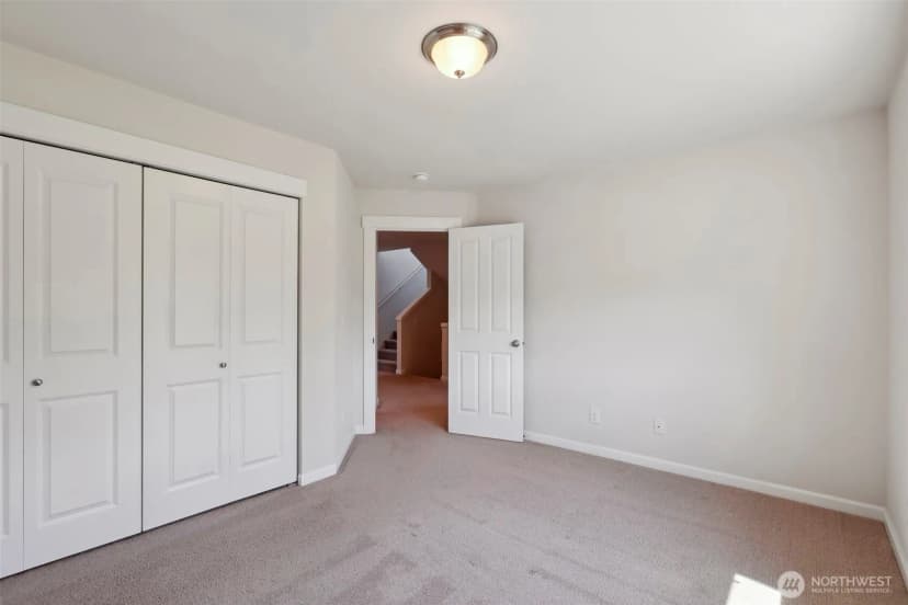Property photo for 25214 113th Avenue Se, Kent photo 22