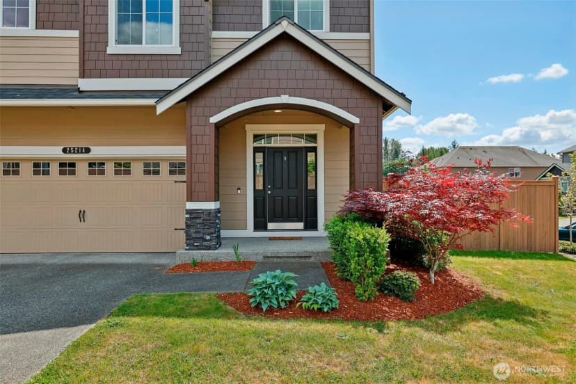 Property photo for 25214 113th Avenue Se, Kent photo 2