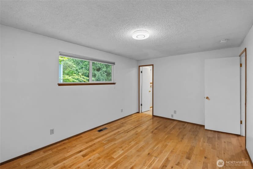 Property photo for 4205 Delphi Road Sw, Olympia photo 9