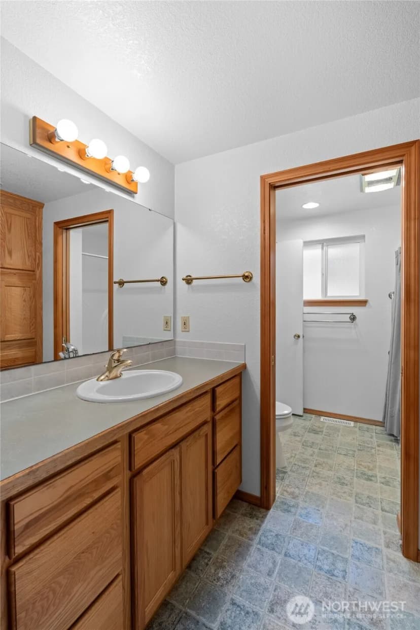 Property photo for 4205 Delphi Road Sw, Olympia photo 12