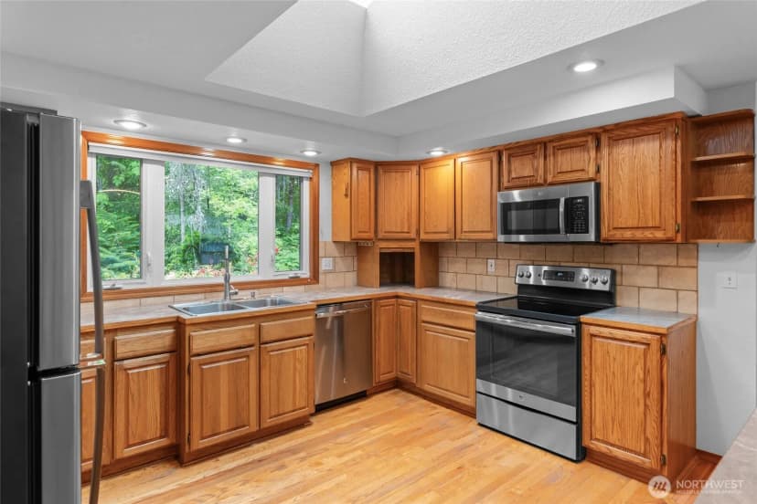 Property photo for 4205 Delphi Road Sw, Olympia photo 8