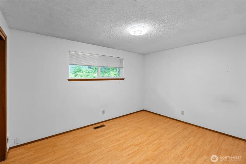 Property photo for 4205 Delphi Road Sw, Olympia photo 13