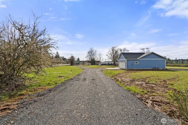 Property photo for 107 Winwood Ln, Winlock photo 3