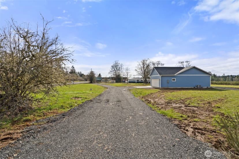 Property photo for 107 Winwood Ln, Winlock photo 3