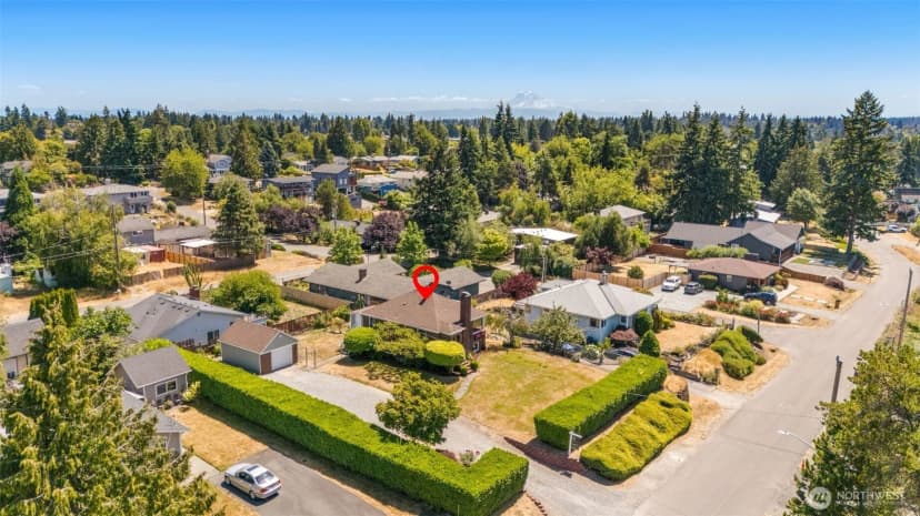 Property photo for 10758 22nd Avenue Sw, Seattle photo 34