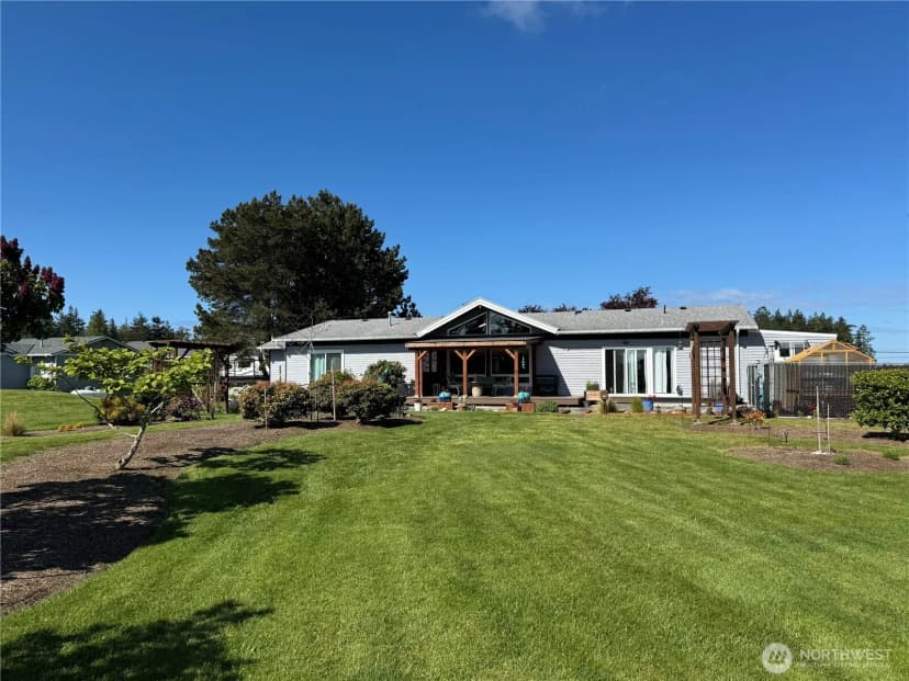 Property photo for 793 Starwana Court, Oak Harbor photo 29