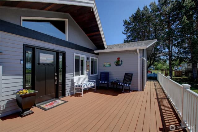 Property photo for 793 Starwana Court, Oak Harbor