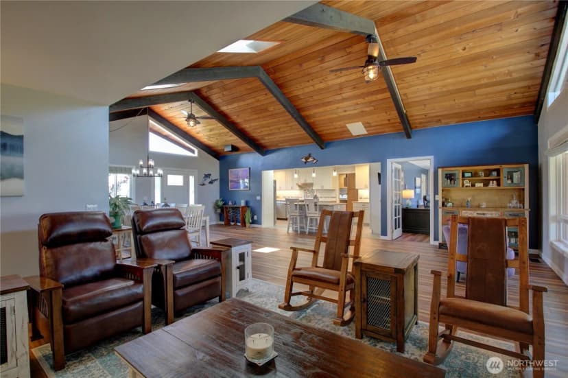 Property photo for 793 Starwana Court, Oak Harbor photo 8