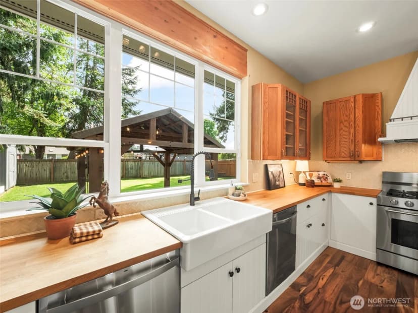 Property photo for 20409 70th Street E, Bonney Lake photo 12