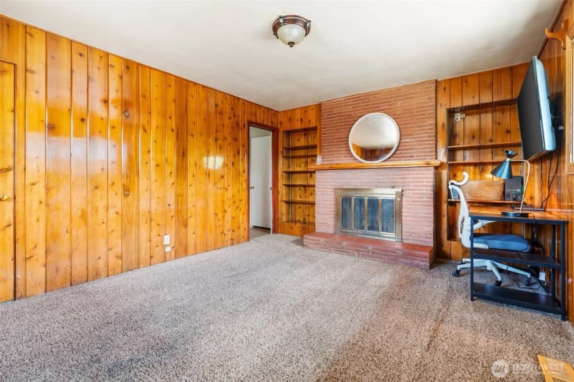 Property photo for 1001 Elm Street, Centralia photo 18