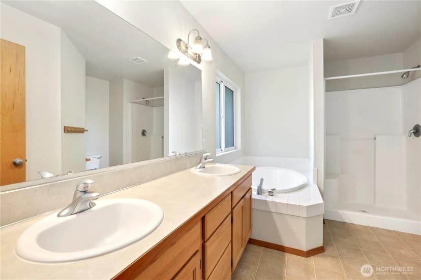Property photo for 4053 Shale Street Se, Lacey photo 23