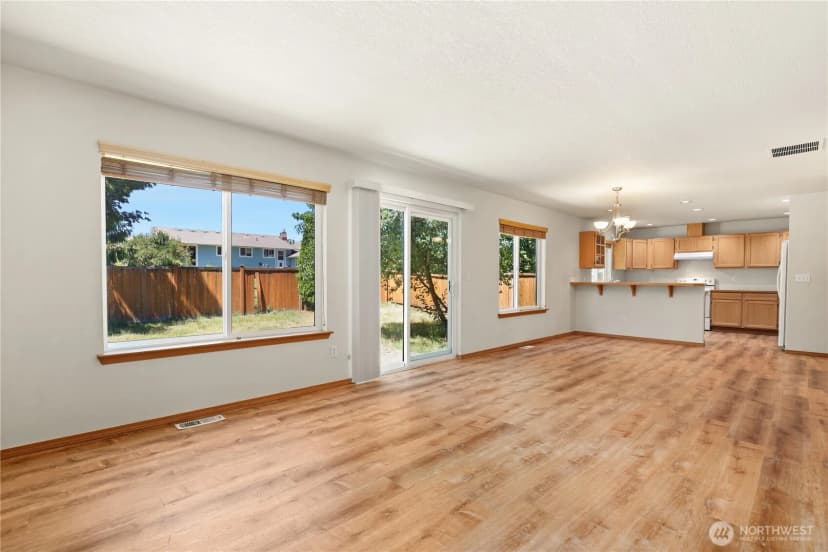 Property photo for 4053 Shale Street Se, Lacey photo 8