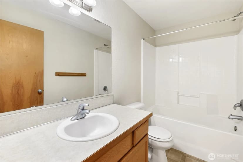 Property photo for 4053 Shale Street Se, Lacey photo 18