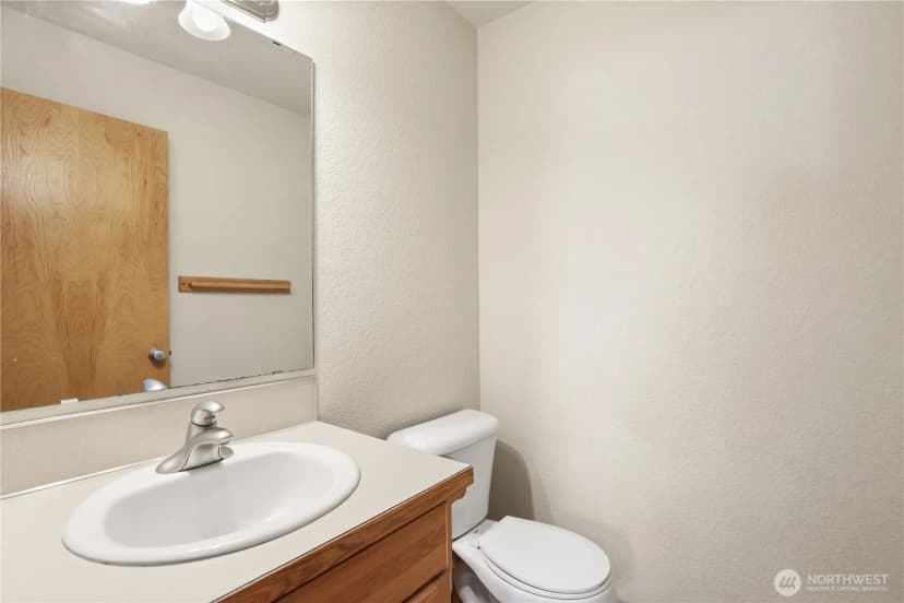 Property photo for 4053 Shale Street Se, Lacey photo 14