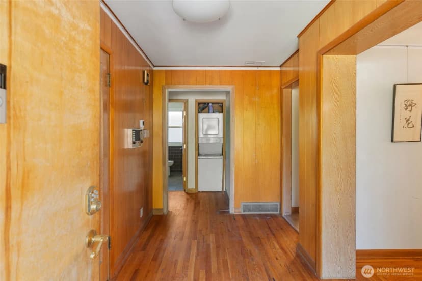 Property photo for 180 Front Street S, Issaquah photo 15