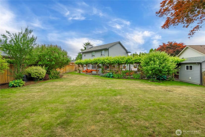 Property photo for 27772 213th Court Se, Maple Valley photo 2