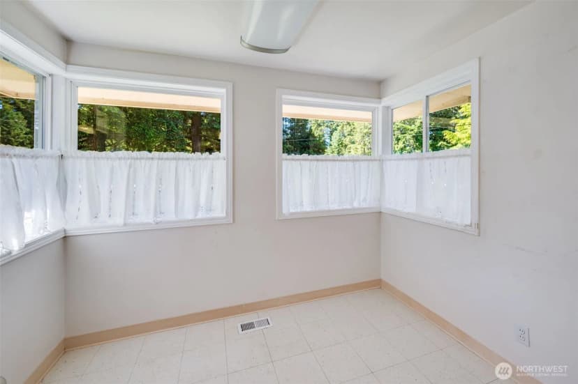 Property photo for 11319 86th Avenue E, Puyallup photo 15