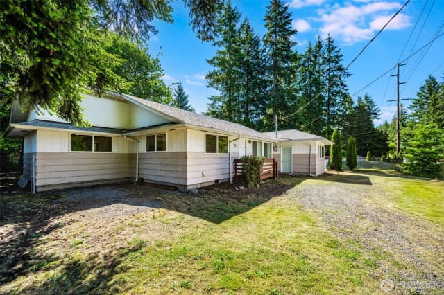 Property photo for 11319 86th Avenue E, Puyallup photo 2