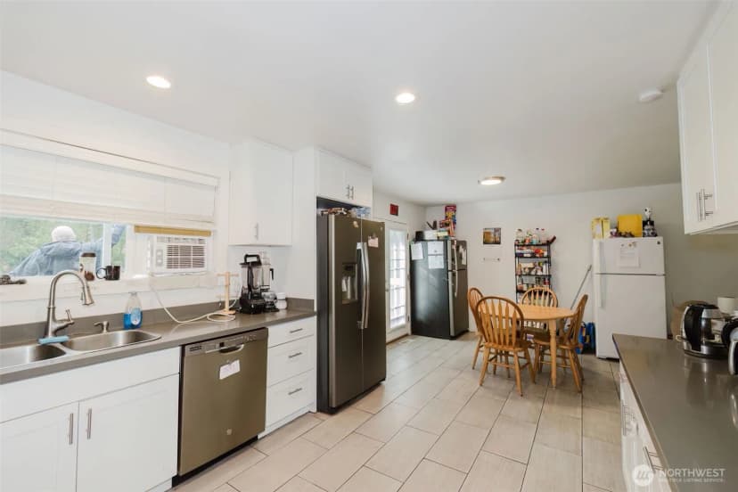 Property photo for 1310 Sw Clevenger Lane, Port Orchard photo 10