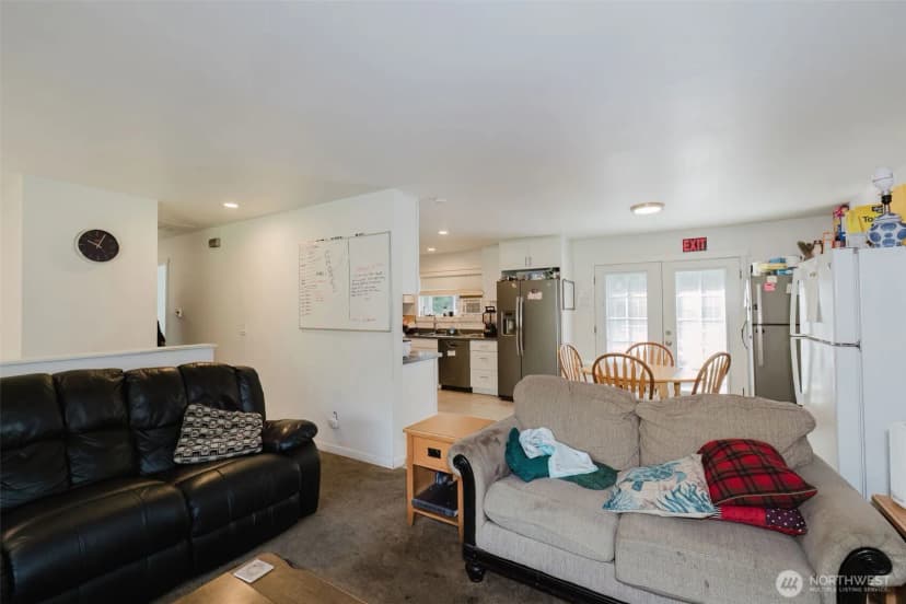 Property photo for 1310 Sw Clevenger Lane, Port Orchard photo 3