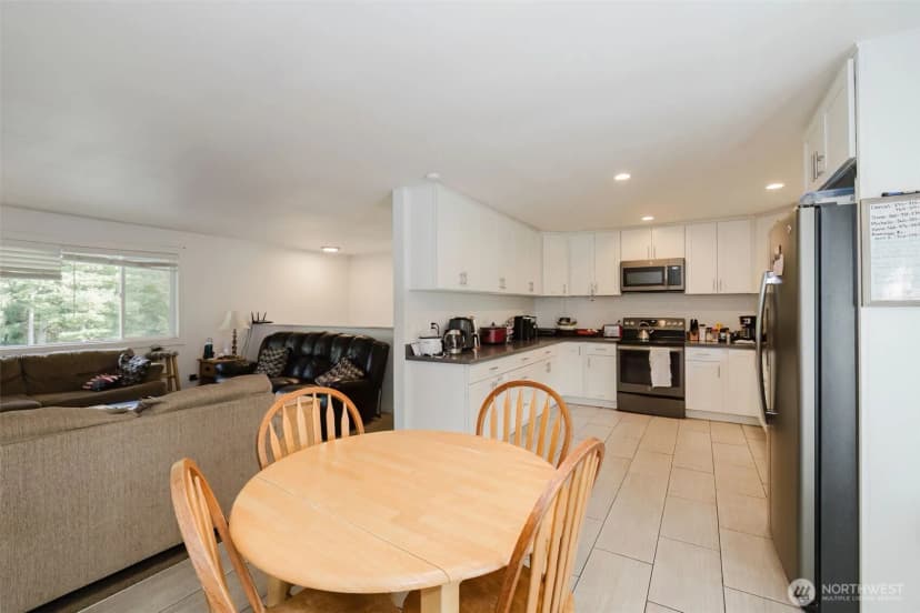 Property photo for 1310 Sw Clevenger Lane, Port Orchard photo 6