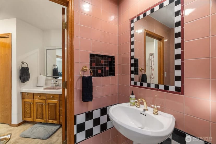 Property photo for 434 N 8th Street, Montesano photo 19