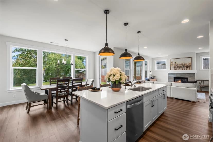 Property photo for 11210 79th Avenue Ct Sw, Lakewood photo 15