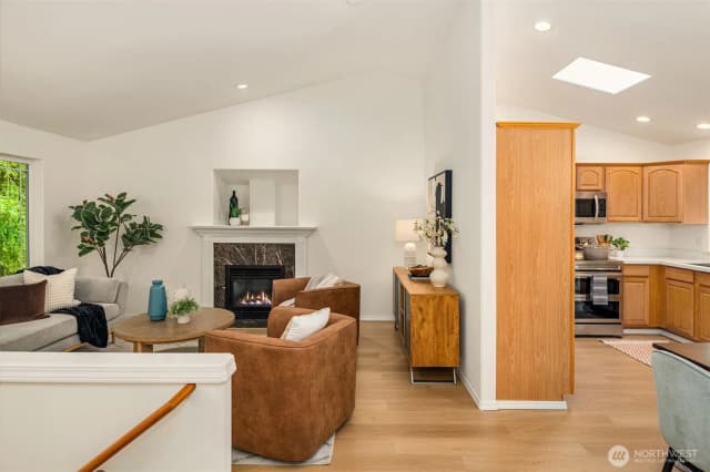 Property photo for 3816 Ne 110th Street, Seattle photo 5
