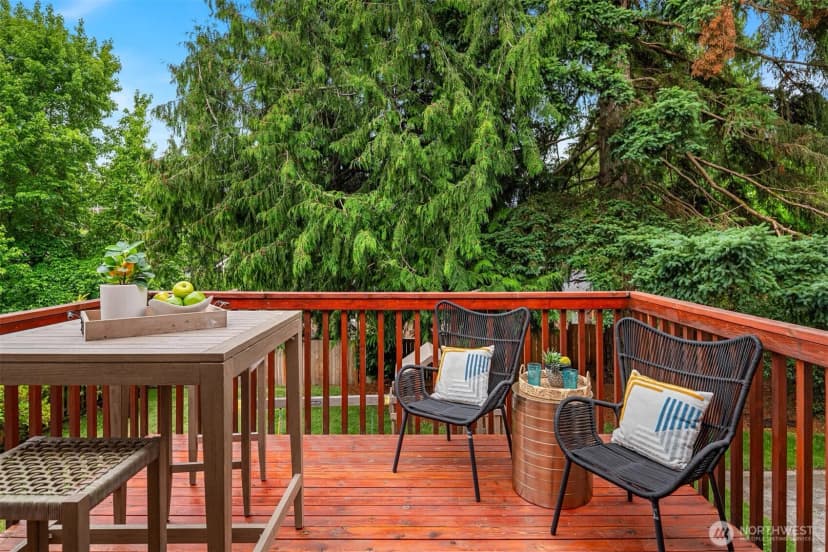 Property photo for 3816 Ne 110th Street, Seattle photo 12
