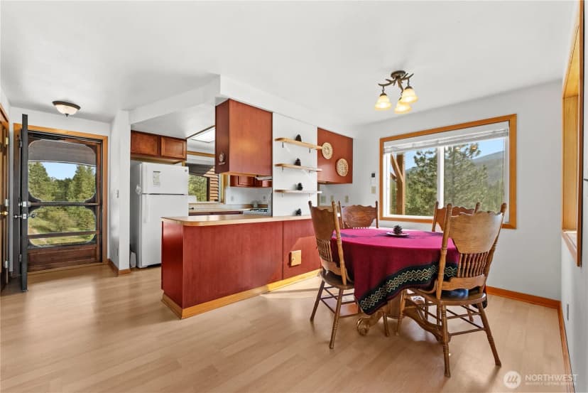 Property photo for 11 Appaloosa Road, Winthrop photo 10