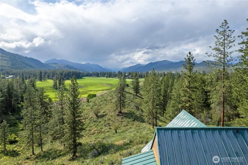 Property photo for 11 Appaloosa Road, Winthrop