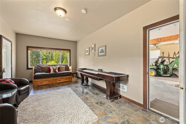 Property photo for 1751 Stone Ridge Drive, Cle Elum photo 4