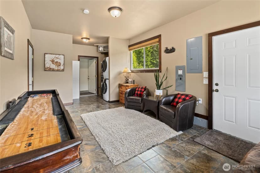 Property photo for 1751 Stone Ridge Drive, Cle Elum photo 2