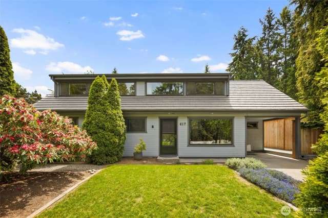 Property photo for 417 Sw 116th Street, Burien, Washington 98146