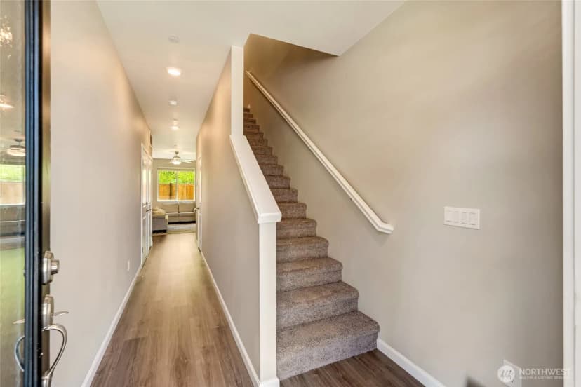 Property photo for 8605 E Gilman Avenue, Arlington photo 3