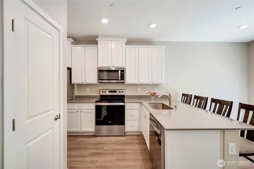 Property photo for 8605 E Gilman Avenue, Arlington photo 10