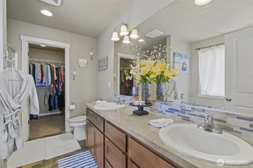 Property photo for 301 K St Ne, Quincy photo 24