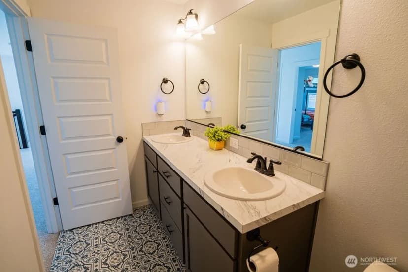 Property photo for 733 K Street Ne, Quincy photo 30