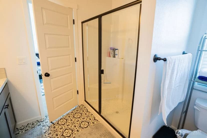 Property photo for 733 K Street Ne, Quincy photo 24