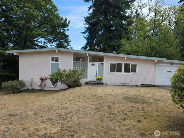 Property photo for 1060 149th Place Se, Bellevue