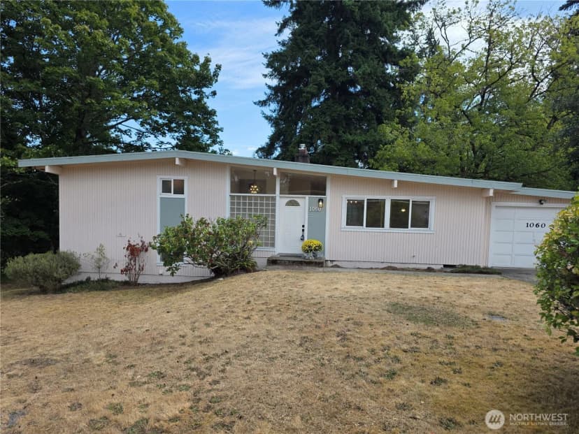 Property photo for 1060 149th Place Se, Bellevue